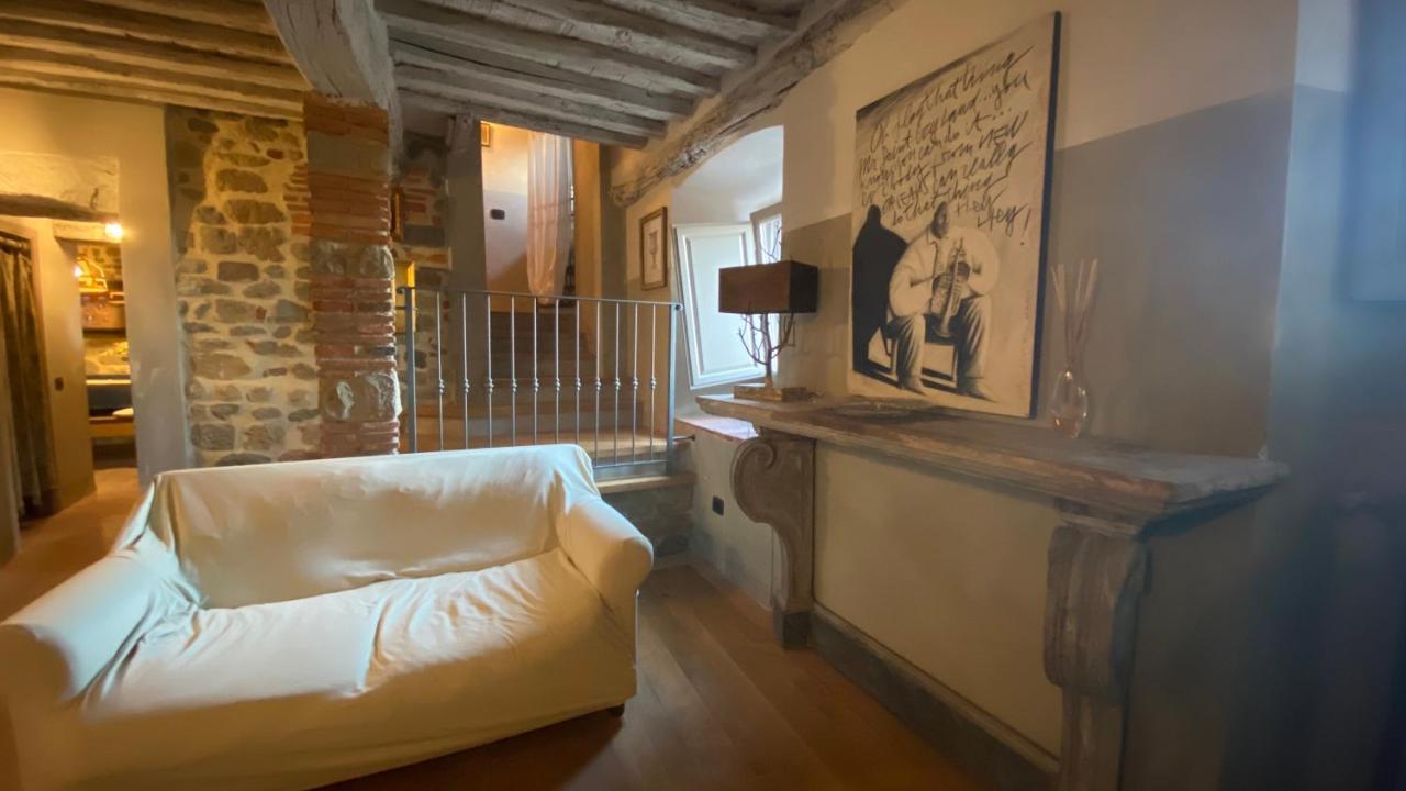 Residenza Buggiano Antica B&B - Charme Apartment In Tuscany Borgo a Buggiano Eksteriør billede