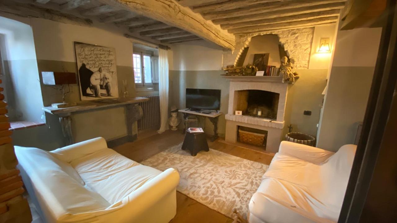Residenza Buggiano Antica B&B - Charme Apartment In Tuscany Borgo a Buggiano Eksteriør billede