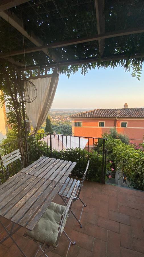 Residenza Buggiano Antica B&B - Charme Apartment In Tuscany Borgo a Buggiano Eksteriør billede