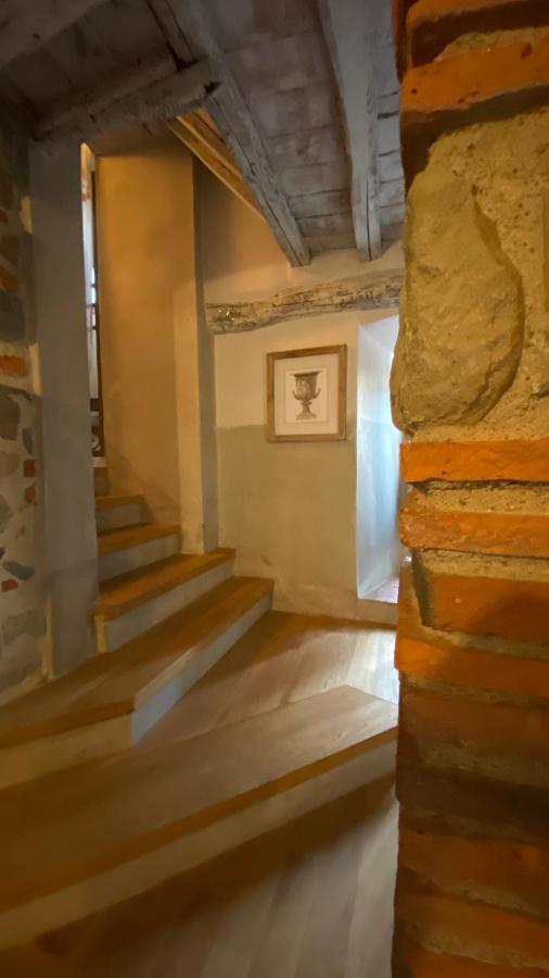 Residenza Buggiano Antica B&B - Charme Apartment In Tuscany Borgo a Buggiano Eksteriør billede