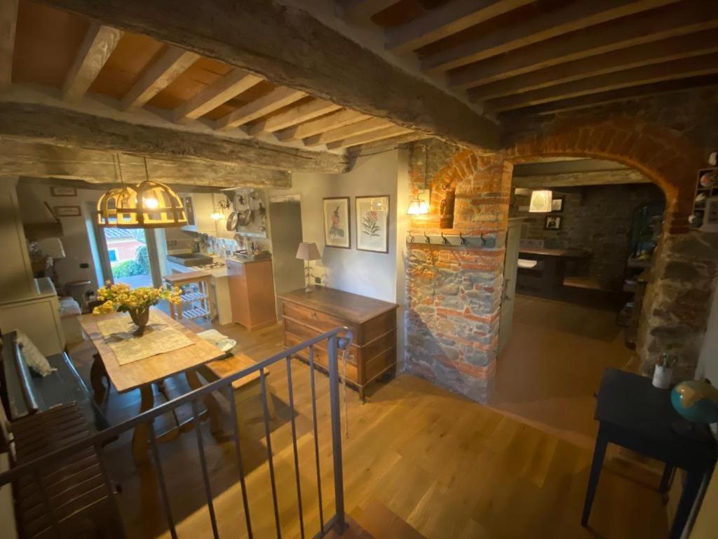 Residenza Buggiano Antica B&B - Charme Apartment In Tuscany Borgo a Buggiano Eksteriør billede