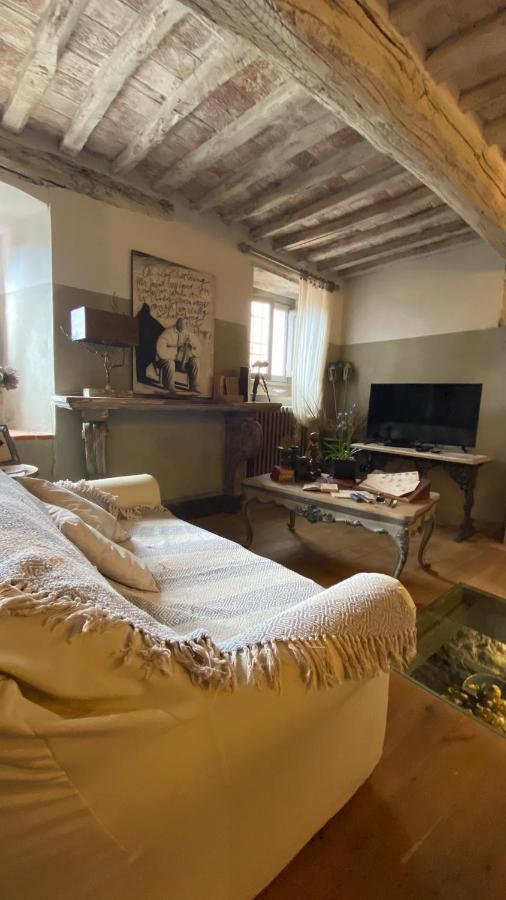 Residenza Buggiano Antica B&B - Charme Apartment In Tuscany Borgo a Buggiano Eksteriør billede