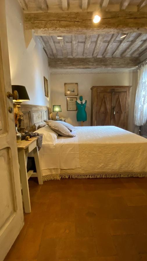 Residenza Buggiano Antica B&B - Charme Apartment In Tuscany Borgo a Buggiano Eksteriør billede