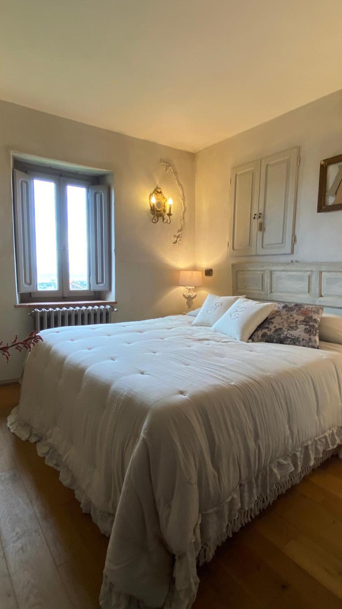Residenza Buggiano Antica B&B - Charme Apartment In Tuscany Borgo a Buggiano Eksteriør billede
